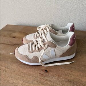 Veja Women's Sneakers in Beige and White